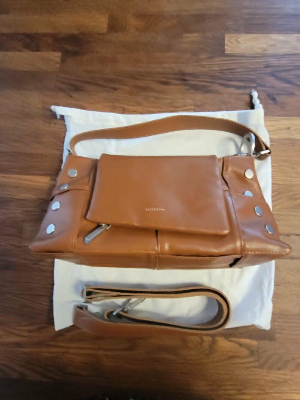 HAMMITT VIP Baguette_Cafe Tan